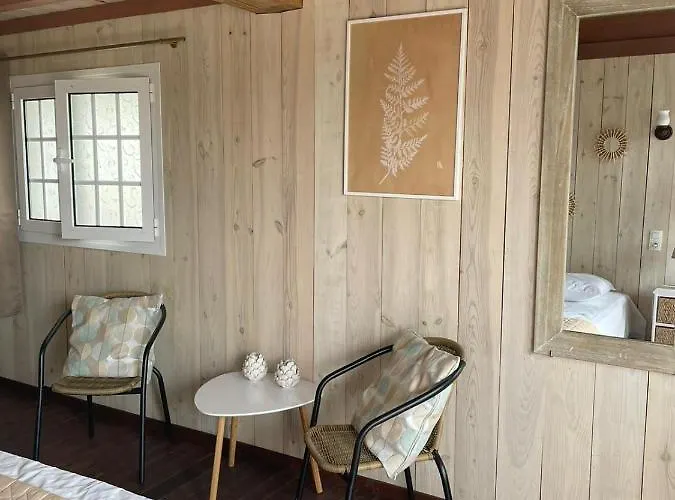 Maison Laratger Bed & Breakfast 3*