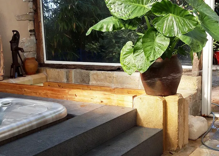 Maison Laratger Bed & Breakfast